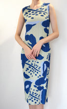 将图片加载到图库查看器,Abstract Dreamscape Dress