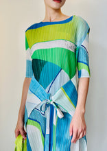 将图片加载到图库查看器,ÀIMAI Chroma Flow Dress