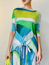 将图片加载到图库查看器,ÀIMAI Chroma Flow Dress