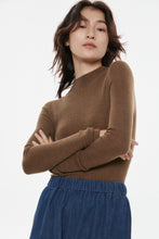 Load image into Gallery viewer, Lora Seamless Extra Fine Merino Wool Top