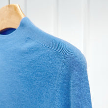 Load image into Gallery viewer, Lora Seamless Extra Fine Merino Wool Top