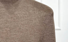 Load image into Gallery viewer, Lora Seamless Extra Fine Merino Wool Top