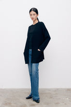 Charger l'image dans la galerie, Deluxe Mini Cable Merino Wool Knit Cardigan