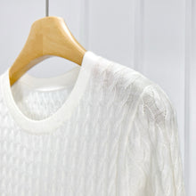 将图片加载到图库查看器,Cable Merino Wool Round Neck Long Sleeve Sweater