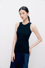 Load image into Gallery viewer, Mini Cable Wool Knit Vest