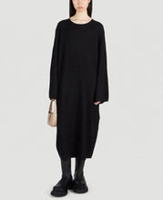 Charger l'image dans la galerie, Elegance Premier Merino Wool Cable Knit Dress