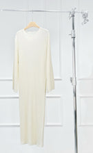 Charger l'image dans la galerie, Elegance Premier Merino Wool Cable Knit Dress