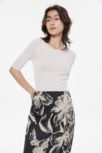 Load image into Gallery viewer, Carol Seamless Super Fine Merino Boat Neck Top