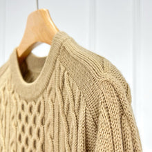 Cargar imagen en el visor de la galería, Tanya Wool and Cashmere Cable Knit Sweater