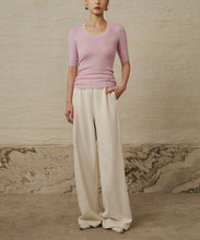 将图片加载到图库查看器,Eva Merino U-neck Top