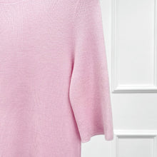 Cargar imagen en el visor de la galería, Taylor Seamless Superfine Merino Crew Neck Short Sleeves