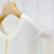 Charger l'image dans la galerie, KOW Merino Wool Round-Neck Cardigan