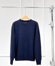 Cargar imagen en el visor de la galería, Rad Premier Cashmere Merino Wool Round Neck Sweater