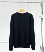Cargar imagen en el visor de la galería, Rad Premier Cashmere Merino Wool Round Neck Sweater