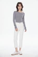 Cargar imagen en el visor de la galería, Lynn Seamless Super Fine Merino Wool Boat Neck Long Sleeve