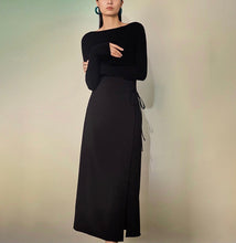 Cargar imagen en el visor de la galería, Lynn Seamless Super Fine Merino Wool Boat Neck Long Sleeve