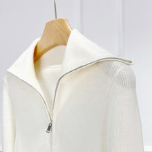 画像をギャラリービューアに読み込む, Felix Merino Wool Zip Knit – Effortless Elegance, Redefined