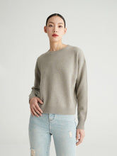 Cargar imagen en el visor de la galería, Isabel Premier Cashmere Merino Wool Round Neck Sweater