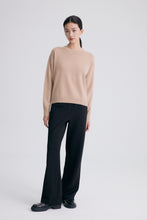Cargar imagen en el visor de la galería, Isabel Premier Cashmere Merino Wool Round Neck Sweater