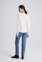Cargar imagen en el visor de la galería, Isabel Premier Cashmere Merino Wool Round Neck Sweater