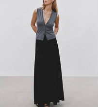 Load image into Gallery viewer, Kow Extra Fine Merino Silk Blend Buttoned Vest