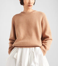 Charger l'image dans la galerie, RAD Wool-Cashmere Round Neck Sweater