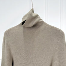 Cargar imagen en el visor de la galería, Camelia Thickened Seamless Turtleneck