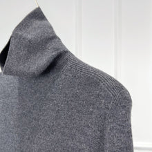 Cargar imagen en el visor de la galería, Camelia Thickened Seamless Turtleneck