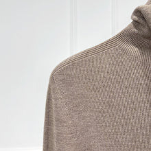 Cargar imagen en el visor de la galería, Camelia Thickened Seamless Turtleneck