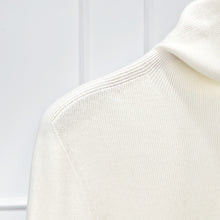 Cargar imagen en el visor de la galería, Camelia Thickened Seamless Turtleneck