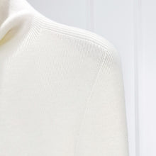 Cargar imagen en el visor de la galería, Camelia Thickened Seamless Turtleneck