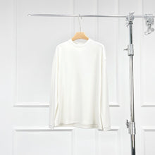 Load image into Gallery viewer, ANDREA Acetate Wool Round Neck Long Sleeve T-shirt