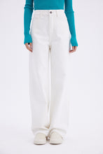 Load image into Gallery viewer, Eglitta High-Waisted Wide-Leg Jeans