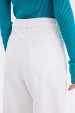 Load image into Gallery viewer, Eglitta High-Waisted Wide-Leg Jeans