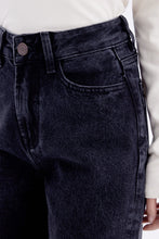 Load image into Gallery viewer, Eglitta High-Waisted Wide-Leg Jeans