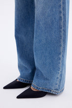 Load image into Gallery viewer, Eglitta High-Waisted Wide-Leg Jeans