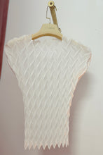 将图片加载到图库查看器,Oceanic Glow Top