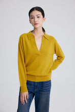 将图片加载到图库查看器,Jo V Neck Vintage Polo Cashmere Sweater