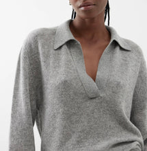 将图片加载到图库查看器,Jo V Neck Vintage Polo Cashmere Sweater
