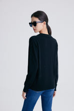 将图片加载到图库查看器,Jo V Neck Vintage Polo Cashmere Sweater