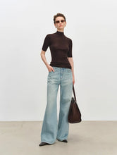Load image into Gallery viewer, Olivia Seamless Superfine Merino Wool Mock Neck Short Sleeves — The Art of Perfect Form