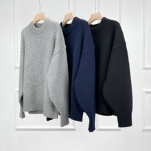 将图片加载到图库查看器,Ophelia Round Neck Heavyweight Premier Merino Wool Sweater