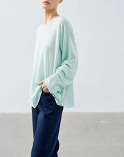 Load image into Gallery viewer, Anvin Merino Wool Crew Neck Long Sleeves