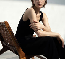 将图片加载到图库查看器,Breeze Merino U-Neck Tank Knit Top