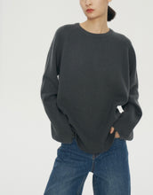 Cargar imagen en el visor de la galería, Raglan Cashmere Wool Round Neck Long Sleeves Sweater