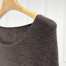 将图片加载到图库查看器,Serein Seamless Super Extra Fine Merino Wool U-neck Long Sleeve Sweater