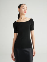 Load image into Gallery viewer, Fontaine Ship Neck Extra Fine Merino Wool