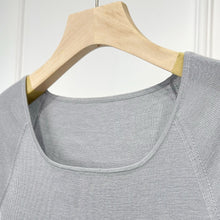 Load image into Gallery viewer, Fontaine Ship Neck Extra Fine Merino Wool