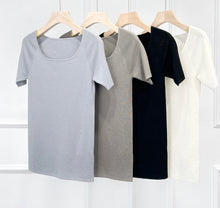 Load image into Gallery viewer, Fontaine Ship Neck Extra Fine Merino Wool