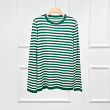 Cargar imagen en el visor de la galería, Lisa Striped Knit Extra Fine Merino Round Neck Sweater